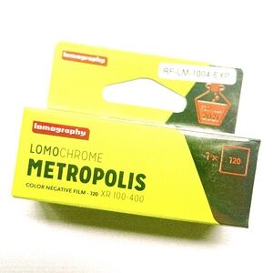 Lomochrome Metropolis Film Medium Format Expired Film 120 Analogue Camera